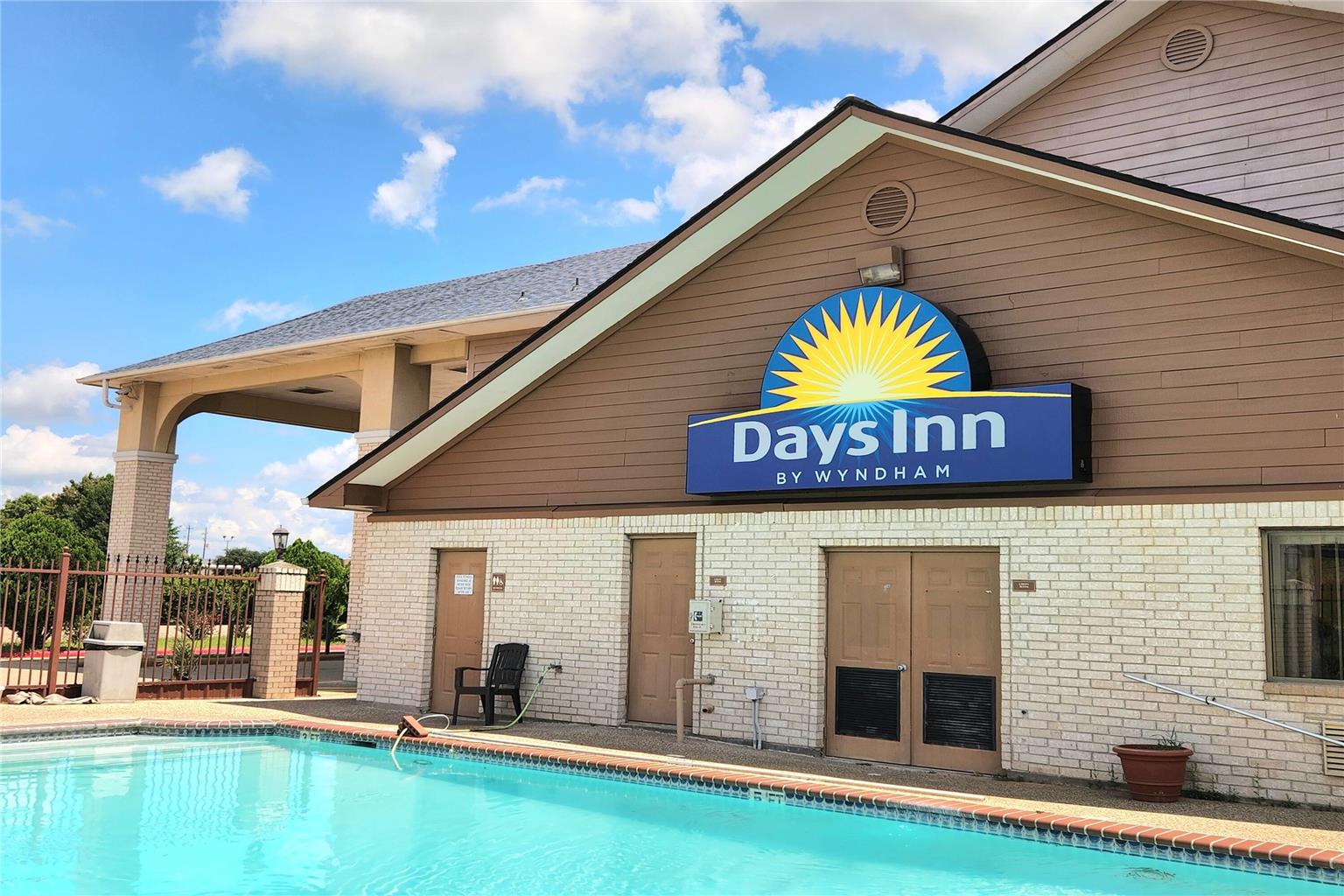 Days Inn by Wyndham Navasota — hotel in Navasota