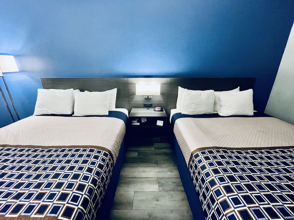 Americas Choice Inn And Suites - photo 12