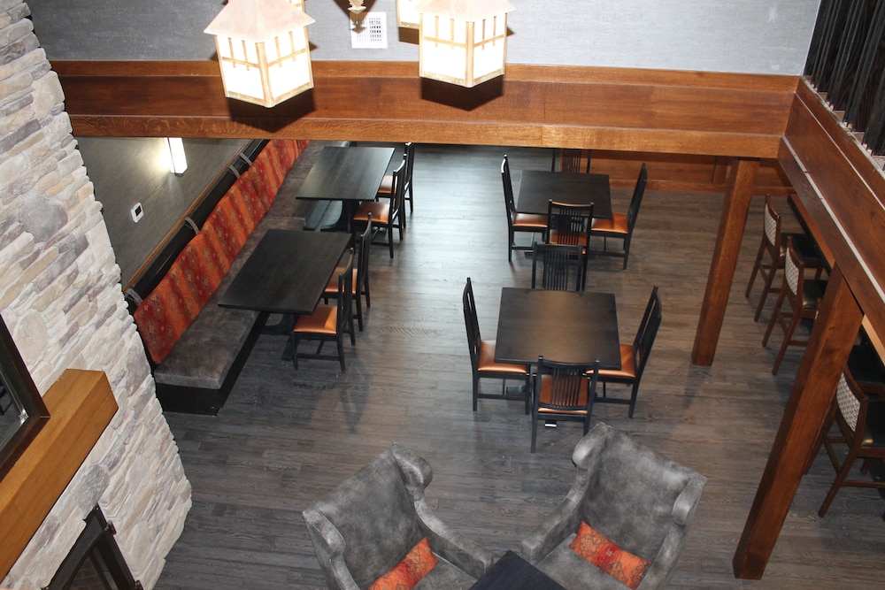 The Craftsman Inn & Suites - photo 3