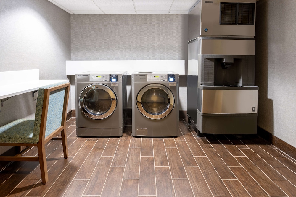 Hampton Inn Richmond Southwest Hull Street - photo 42
