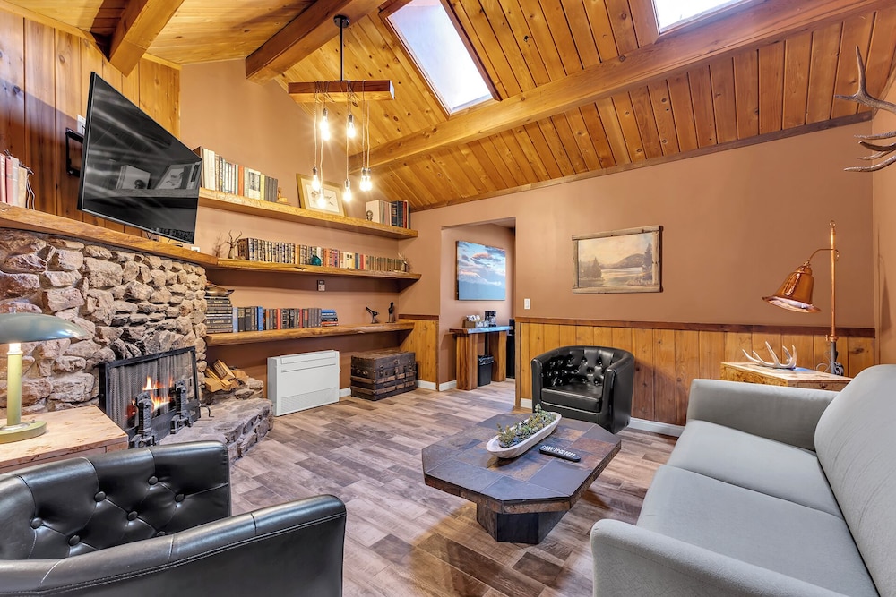 Idyllwild Inn - photo 170