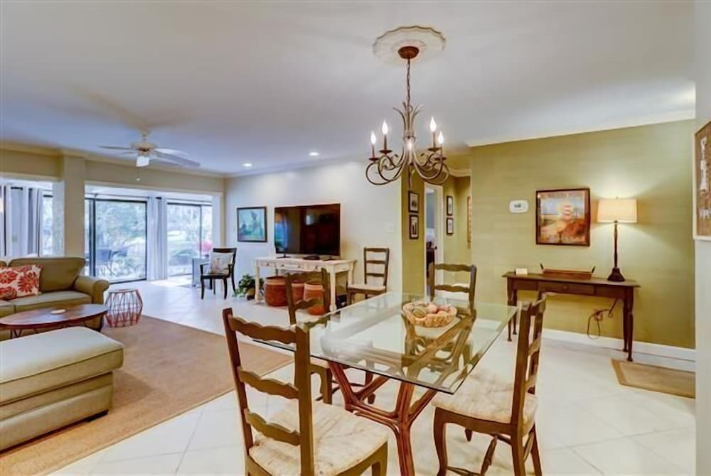141 Harbourwood Villa at The Sea Pines Resort - photo 8