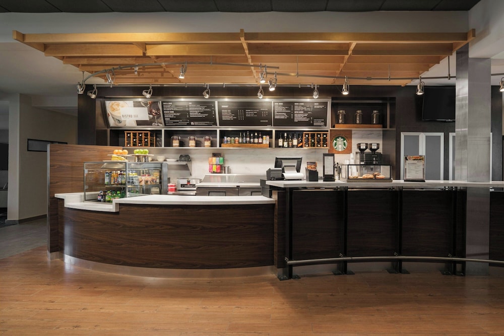 Courtyard by Marriott Louisville East - photo 27
