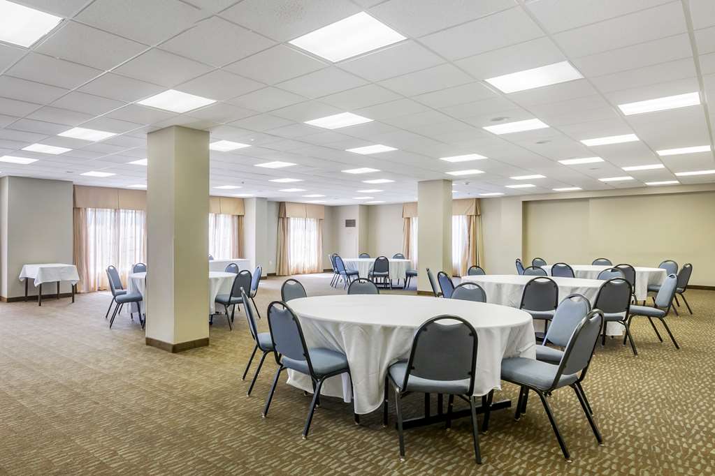 Best Western Naples Plaza Hotel - photo 39