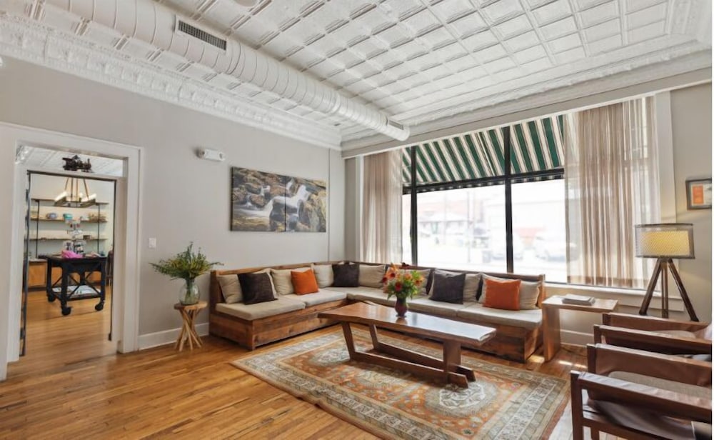 Western Front Hotel - photo 4