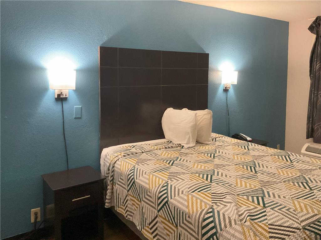 OYO Hotel Baton Rouge Mid City - photo 11