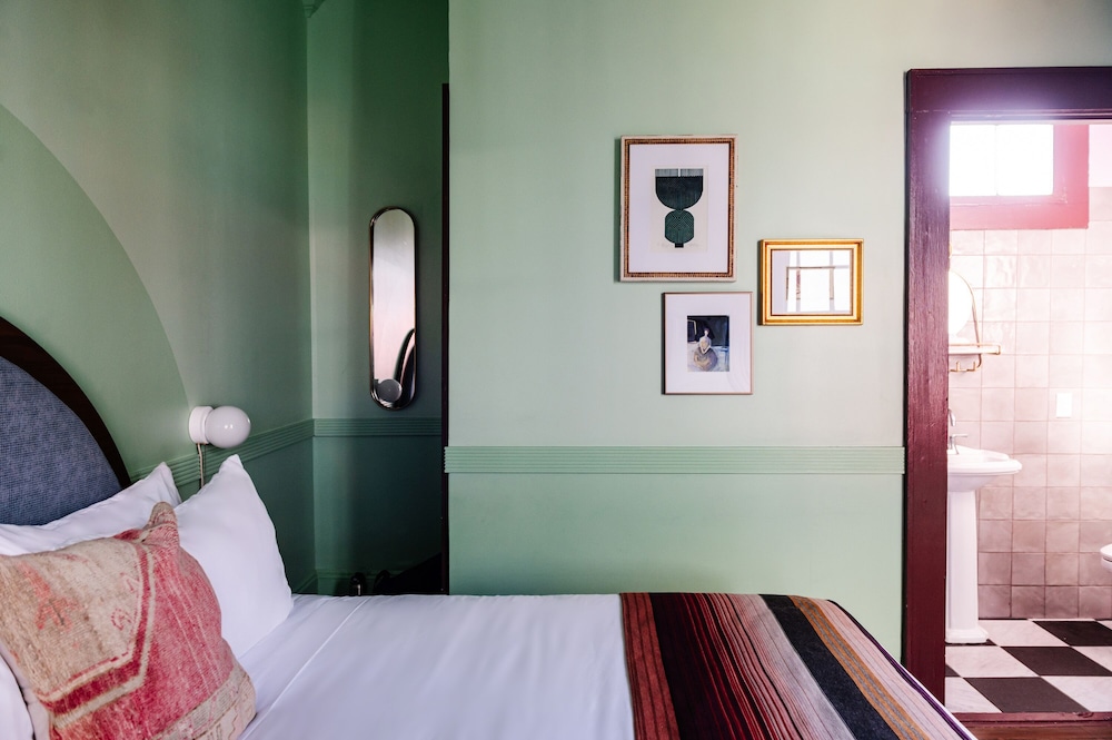 Frenchmen Hotel - photo 35