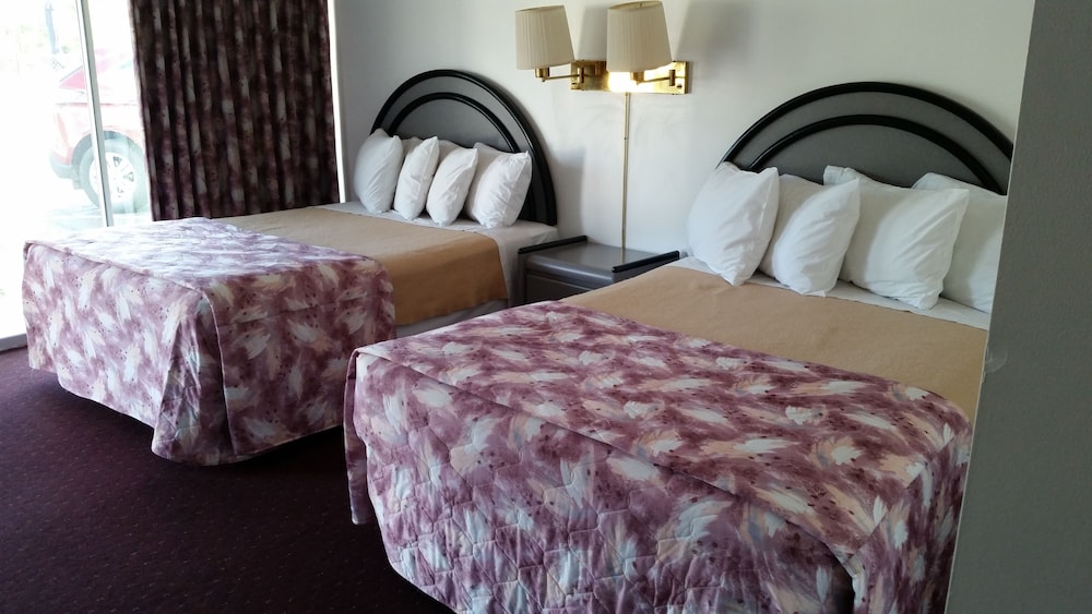 Surfside Motel - photo 5