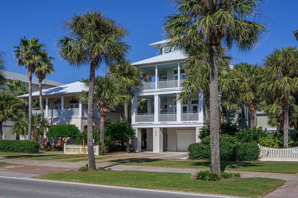 Mermaid Motel S FR 1812 Scenic Gulf Dr - photo 2