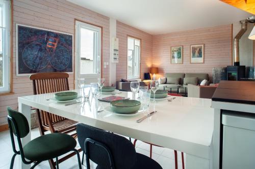 La Voilerie 5 min de la mer in Pleubian, France