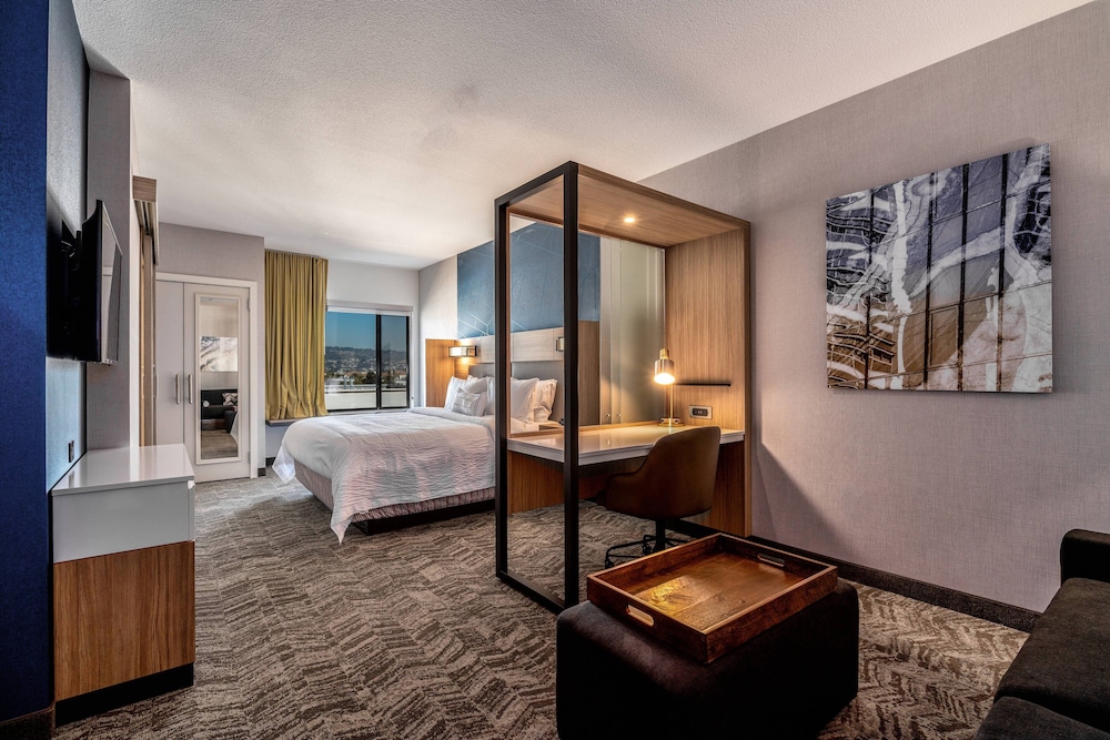 SpringHill Suites by Marriott Oakland Airport - photo 2