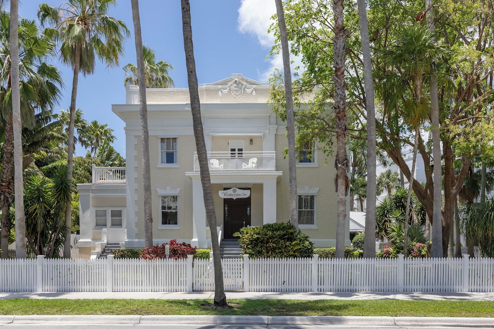 Weatherstation Inn - last minute hotel in Key West