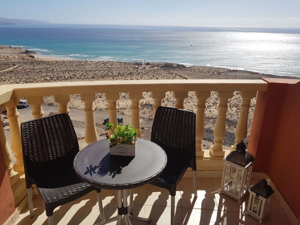 Costa Paradise - last minute hotel in Pajara