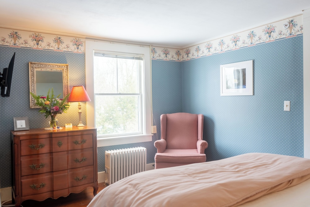 The White Gables Inn - photo 10