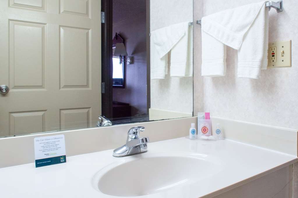 Quality Inn Moore Oklahoma City - photo 10