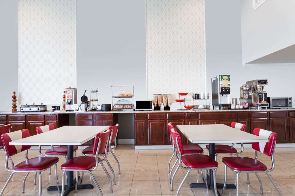 Ramada by Wyndham Henderson Evansville - photo 24