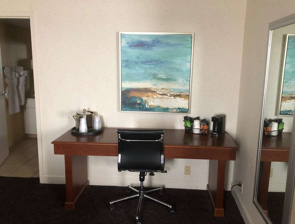 Best Western Plus Waterville Grand Hotel - photo 23