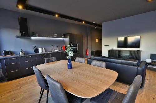 Akureyri Lux Apartments with hot tub access — 4-Star Luxury Hotel in Akureyri, Iceland