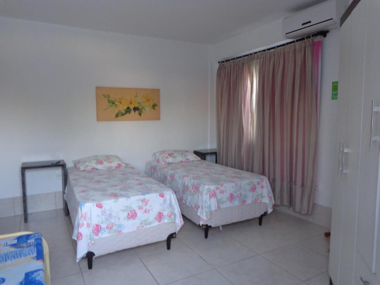 Praia de 4 Ilhas Apartamento 2 Quartos a 60m Da Praia 2 Ar Wifi