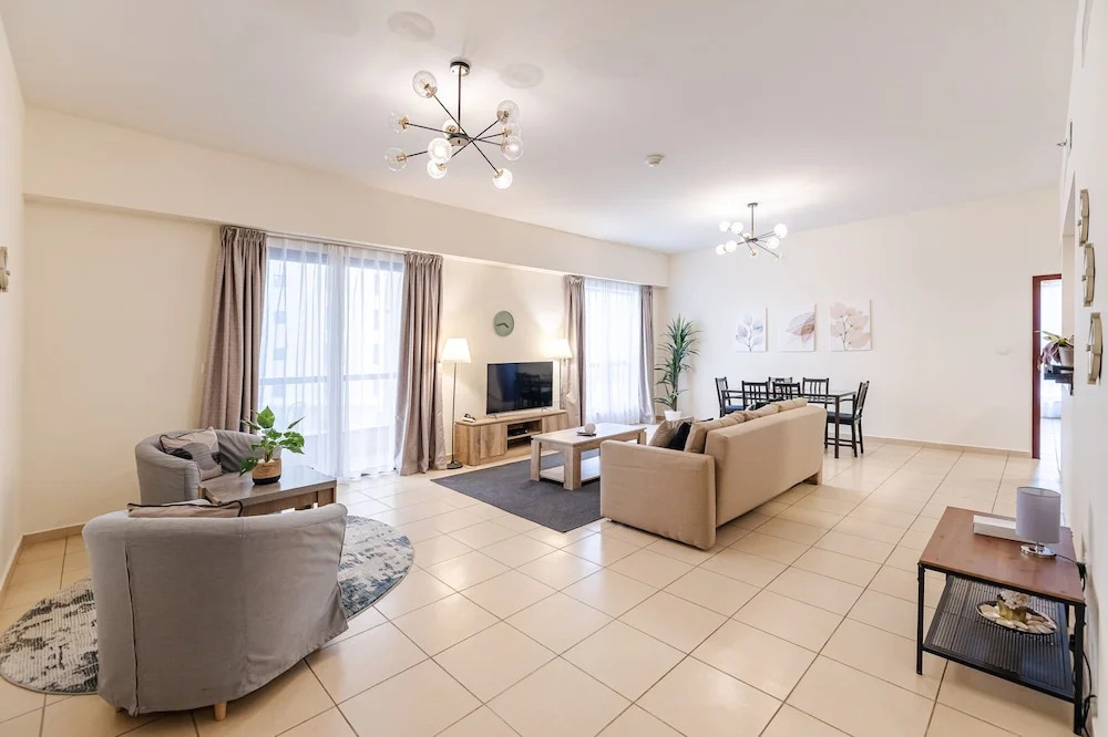 JBR Luxury Penthouse with private pool cinema gym spa etc — 4-Star Luxury Hotel in Dubai, United Arab Emirates