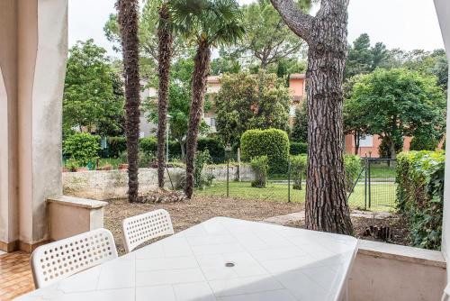 N039 Numana villa con giardino a due passi dal mare — 4-Star Luxury Hotel in Numana, Italy