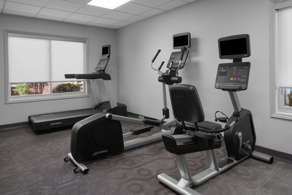 Residence Inn By Marriott Santa Clarita Valencia - photo 25