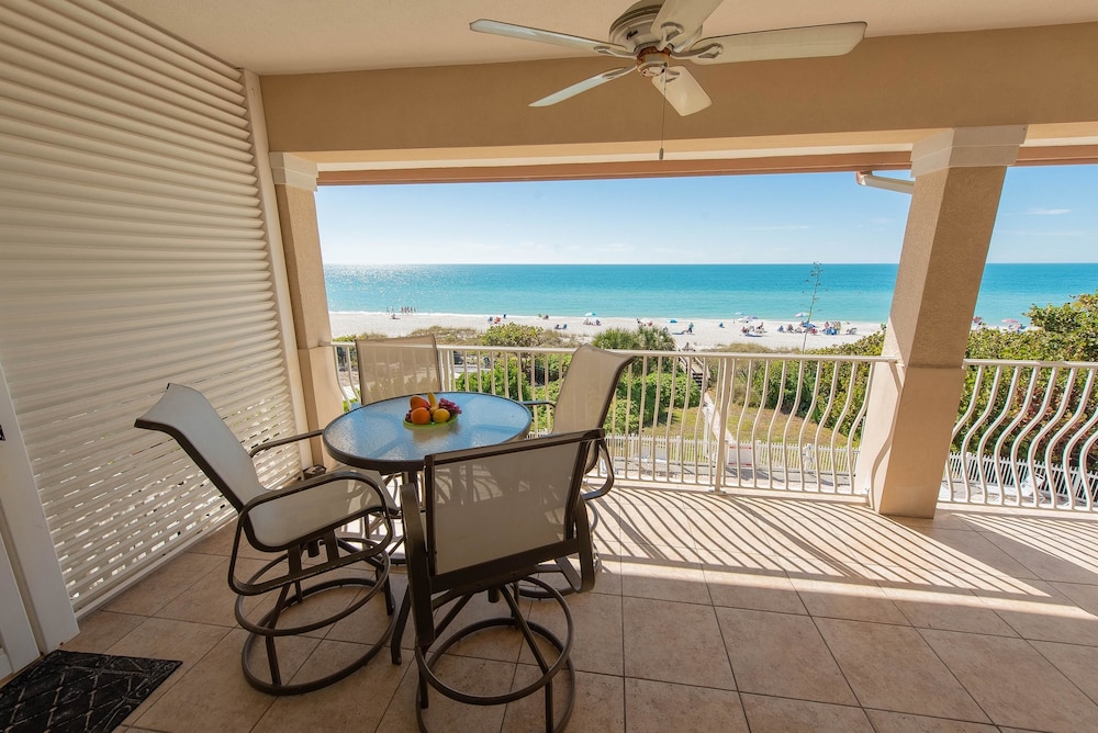 LaPlage 9 — 4-Star Luxury Hotel in Holmes Beach, United States