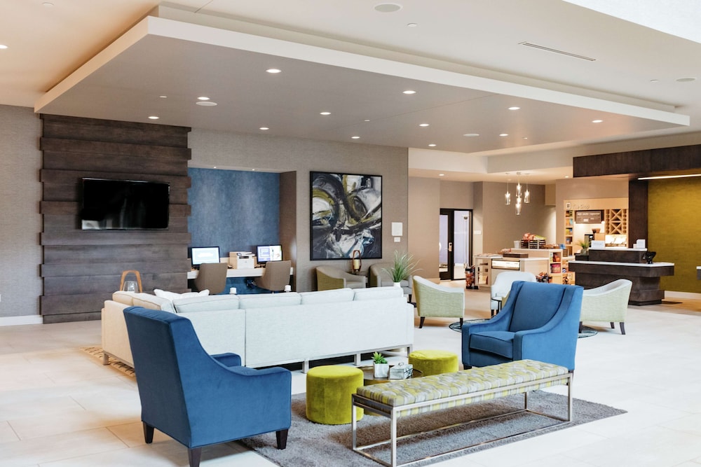 Hilton Garden Inn Madison Sun Prairie - photo 2