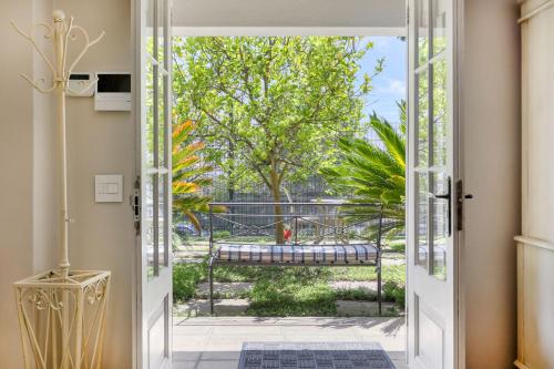 Solar Power French Country Cottage on Table Mountain