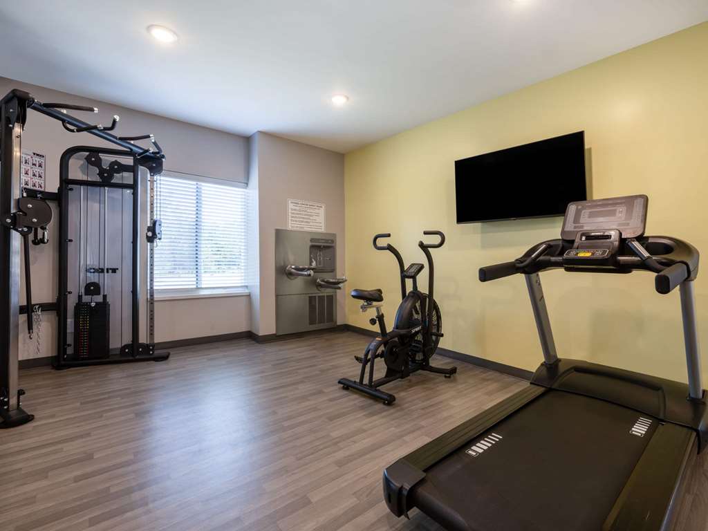 ECHO Suites Extended Stay by Wyndham Spartanburg - photo 9