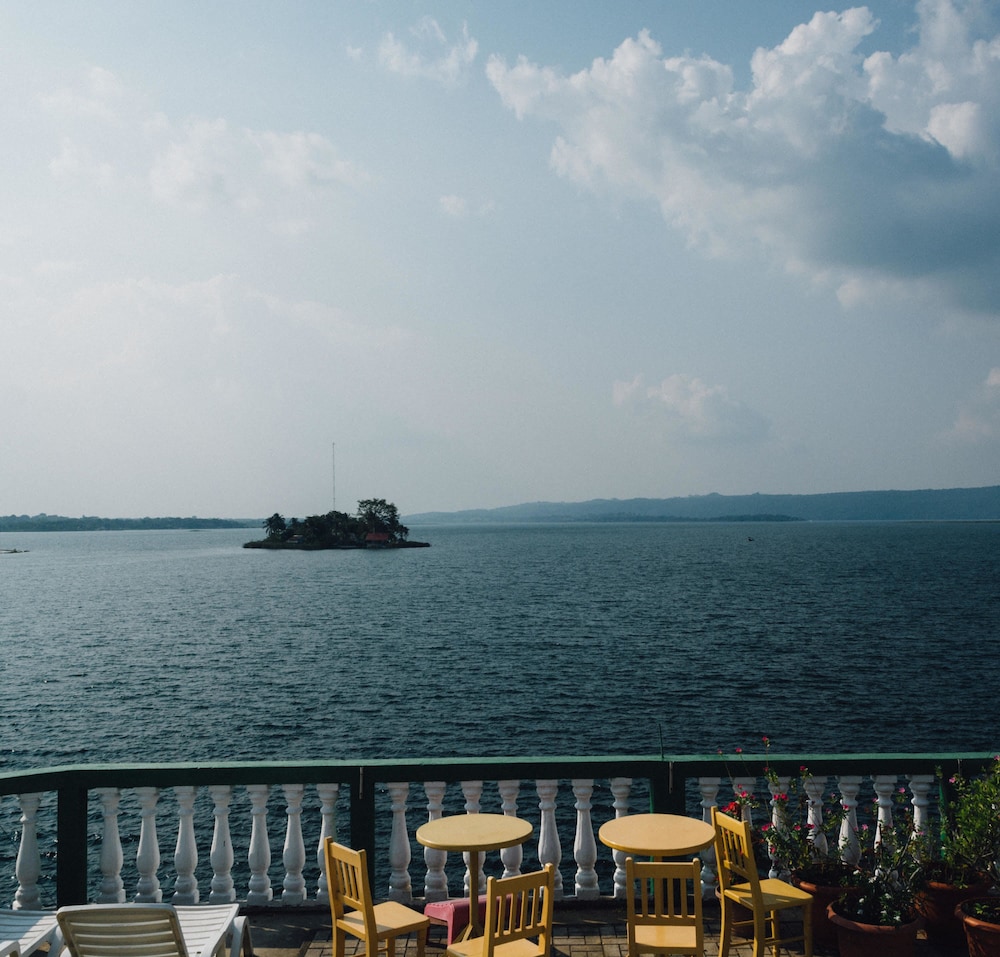 Hotel Casa Amelia in Flores, Guatemala