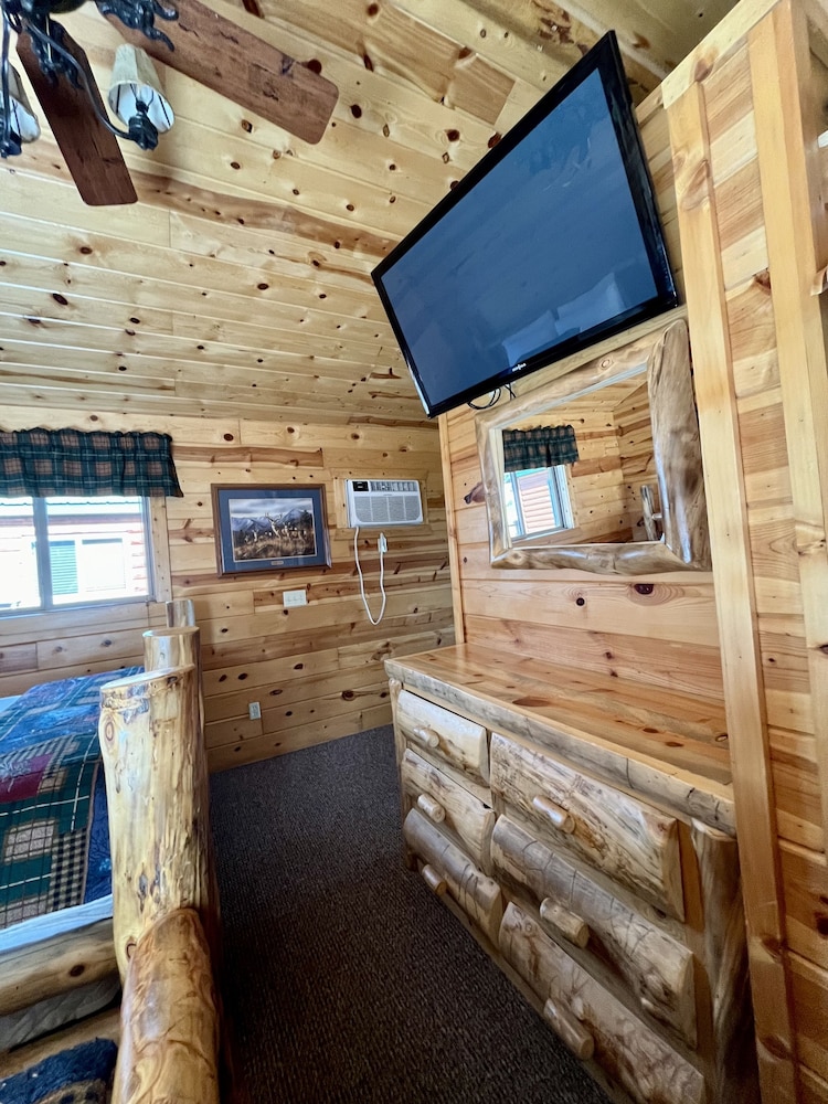 Badlands Frontier Cabins - photo 21