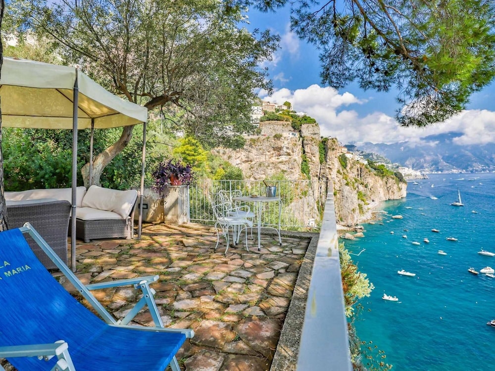 Luxury Room With sea View in Amalfi ID 3935 Amalfi in Amalfi, Italy