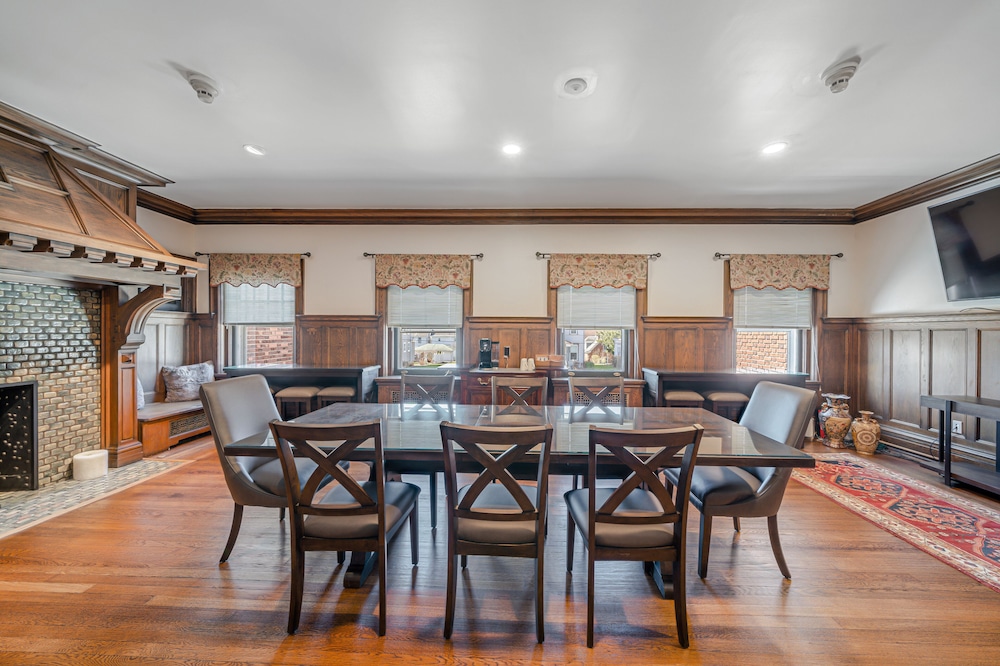 The Grandeur Estate - photo 57