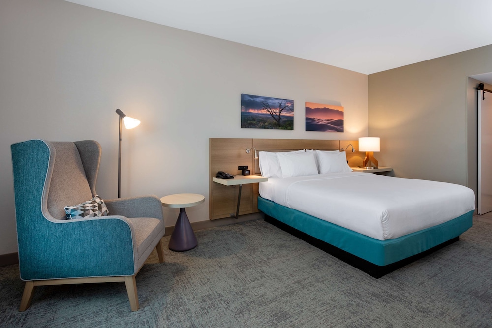 Hilton Garden Inn Albuquerque Downtown - photo 11