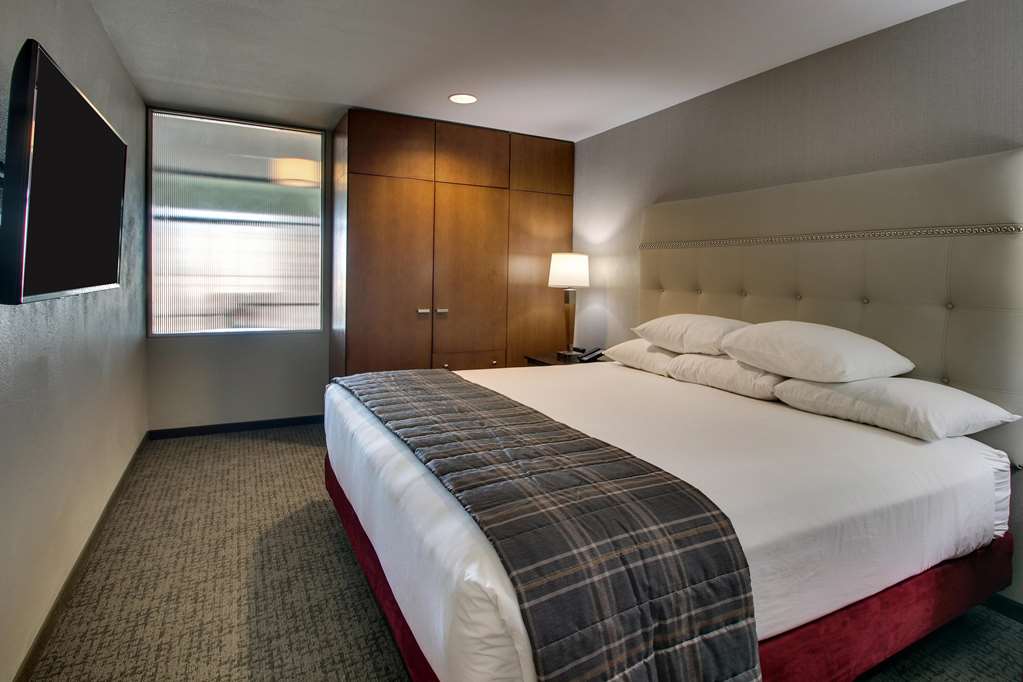 Drury Plaza Hotel San Antonio Riverwalk - photo 29