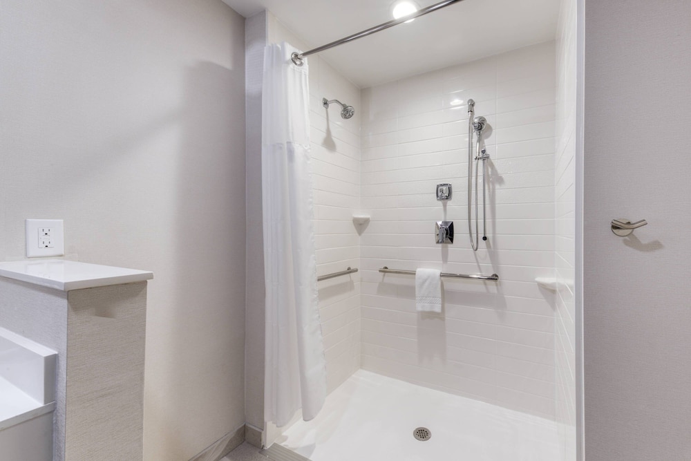 Fairfield Inn & Suites by Marriott Charlotte Belmont - photo 24