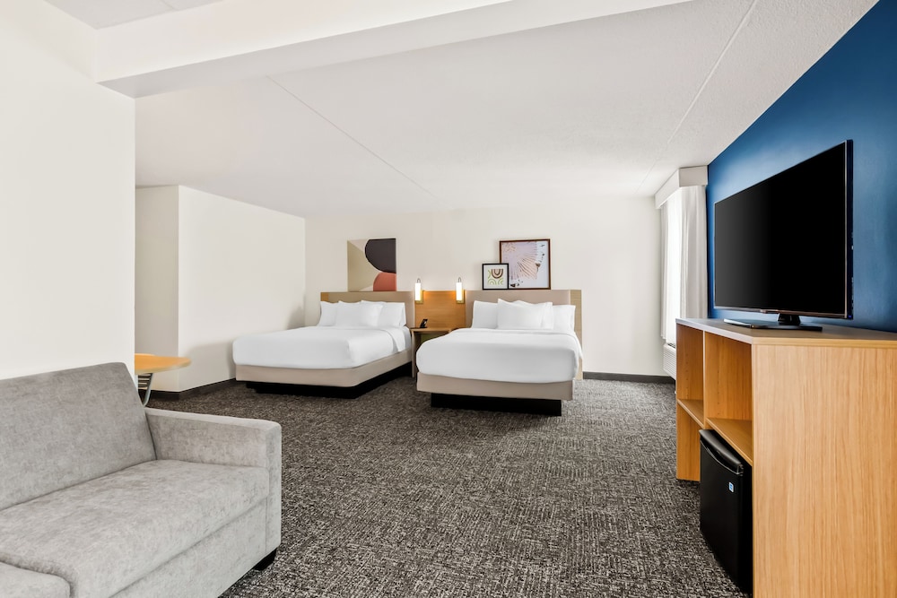 Spark by Hilton Lexington - photo 6
