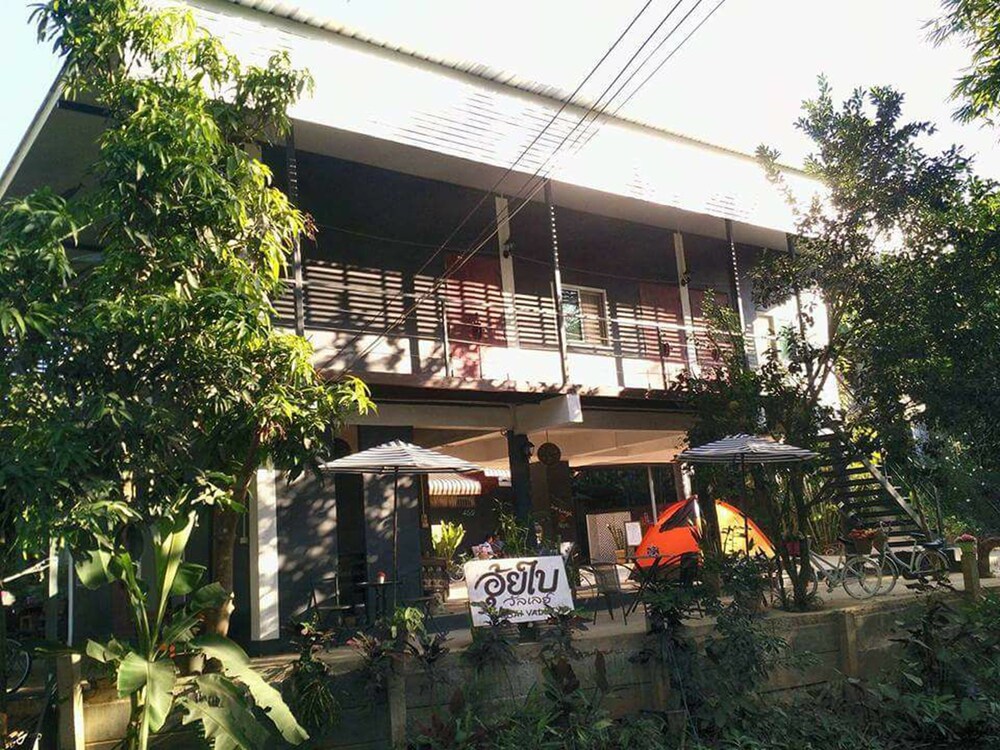 Ui Bai Valley - carbon neutral hotel in Nan
