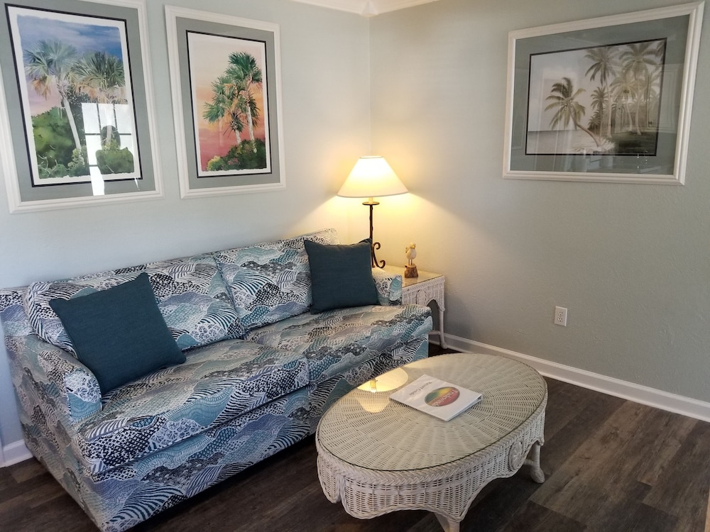 Tradewinds Beach Resort - photo 31
