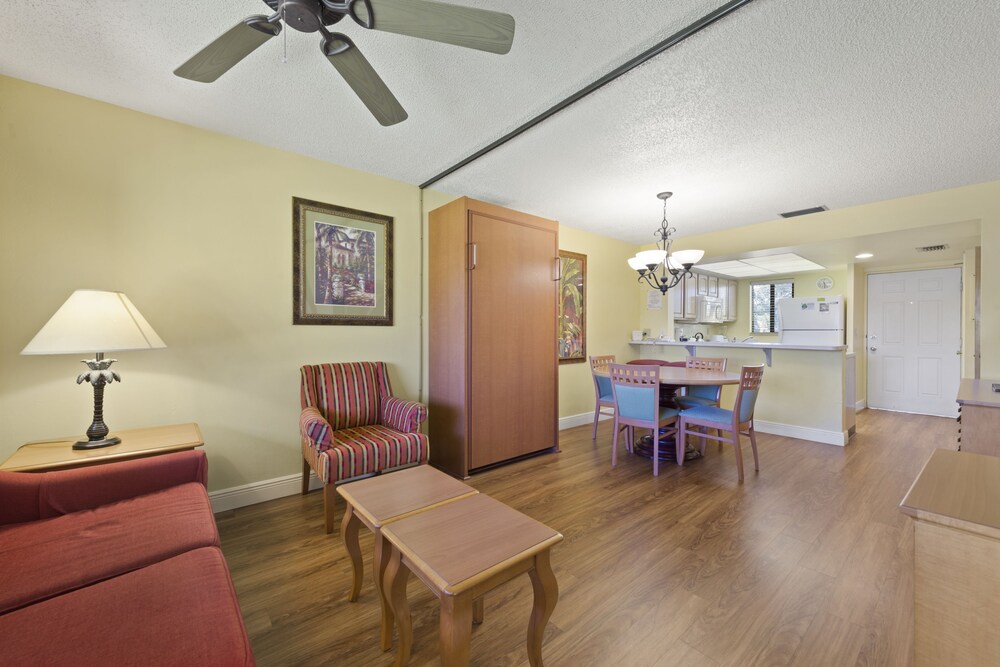 Lehigh Resort Club - photo 24