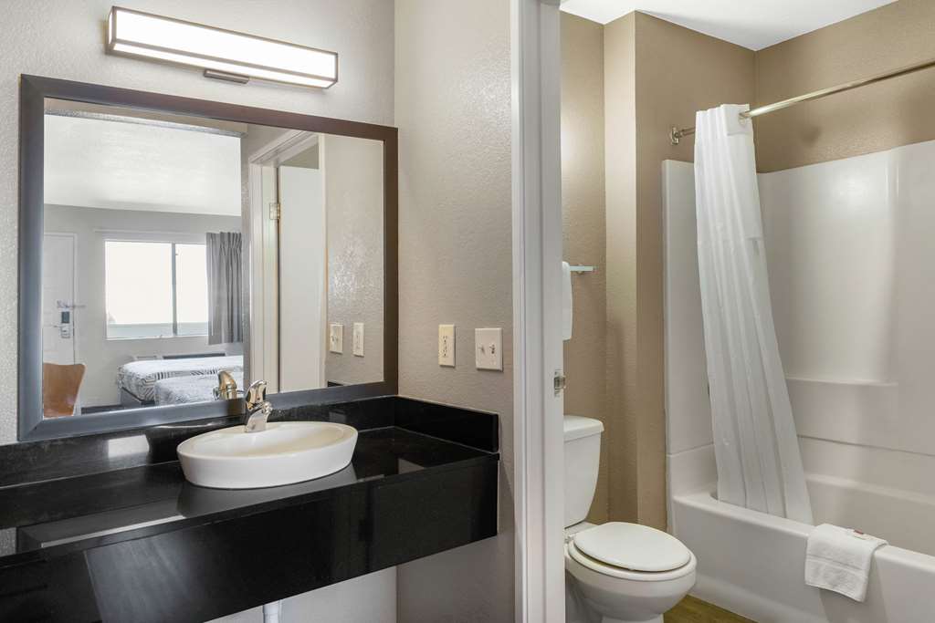 Motel 6 Merced CA North - photo 20