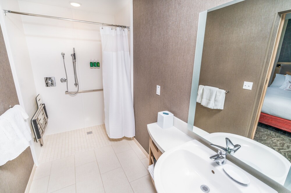 SpringHill Suites by Marriott Ontario Airport Rancho Cucamonga - photo 12
