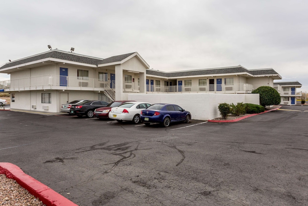 Motel6 Albuquerque NM South Airport - photo 27