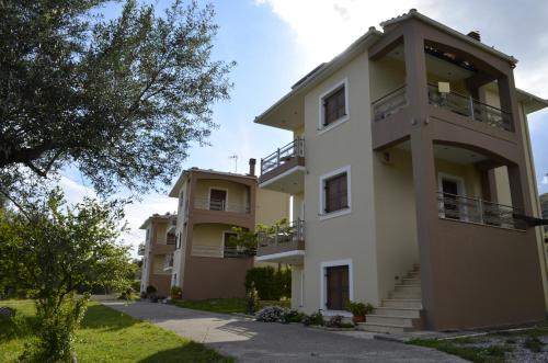 Agnanti Villas — 4-Star Luxury Hotel in Nafpaktos, Greece