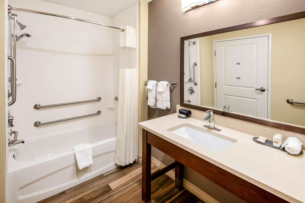 La Quinta Inn & Suites by Wyndham Durango - photo 19