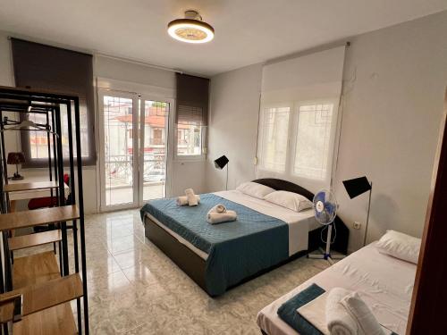 PELEKAN rooms and apartments afroditi 31 — 4-Star Luxury Hotel in Pefkochori, Greece