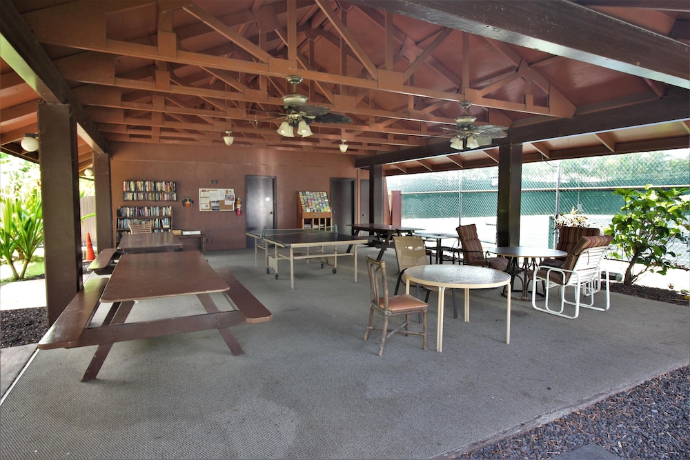 Koa Resort 3J KOA 3J Remodeled 3BD w AC Pool Near Sandy Beach - photo 46
