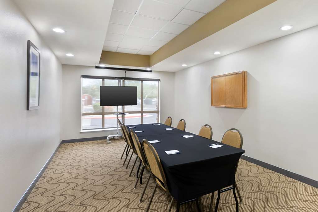 Best Western Plus Surprise Phoenix NW - photo 8