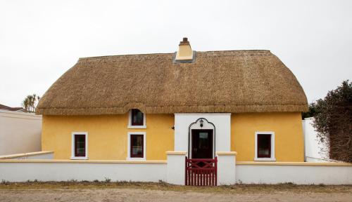 Sutton Cottage — 4-Star Luxury Hotel in Loch Garman, Republic of Ireland